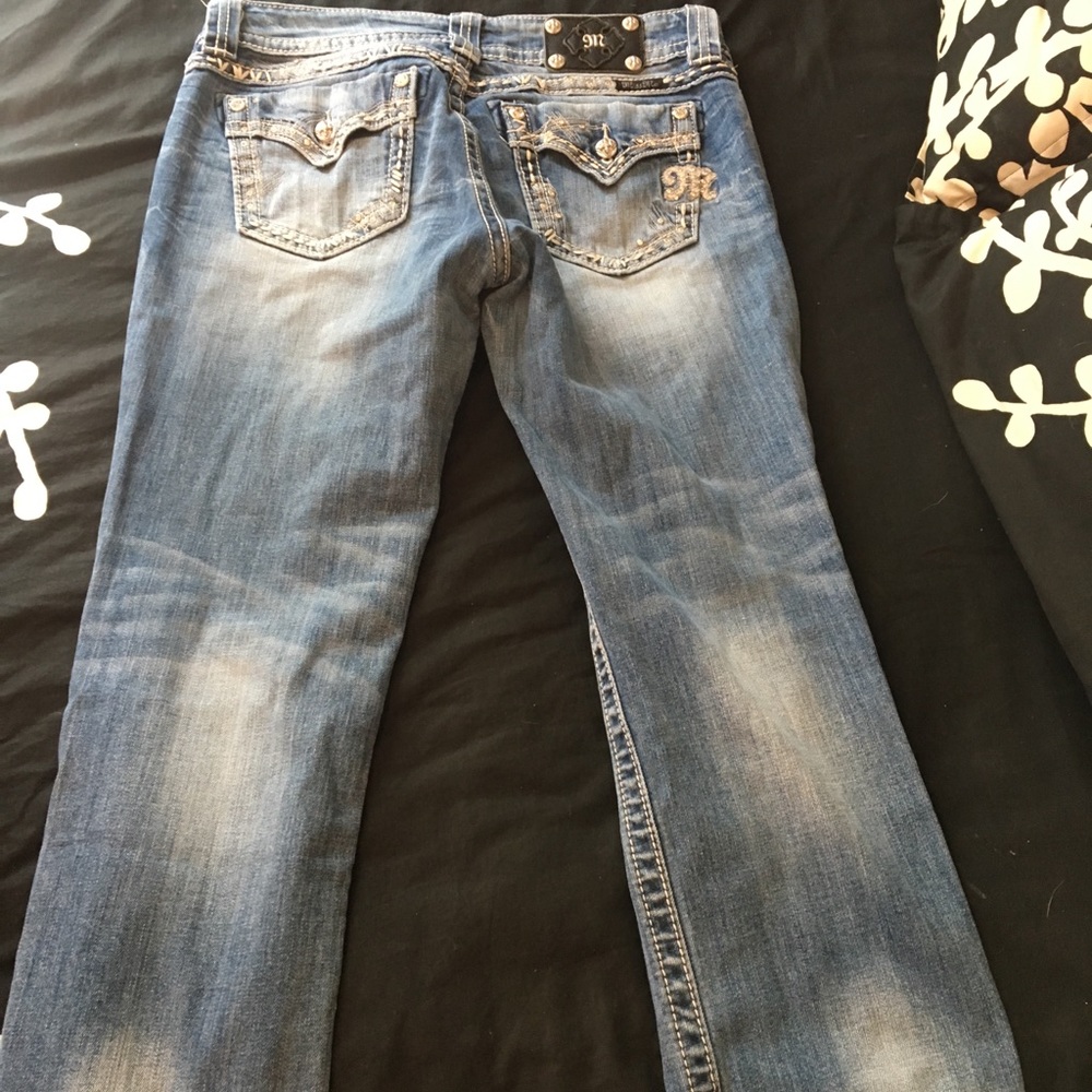 Miss Me crop jeans